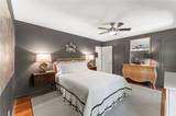 2564 Lake Flair Circle - Photo 16