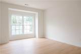 530 Simonton Crest Drive - Photo 10