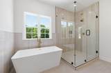 1016 Queens Bridge Way - Photo 37