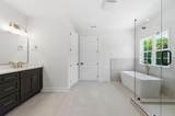 1016 Queens Bridge Way - Photo 38