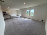 303 Hyde Park - Photo 4