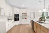 175 Hampstead Manor - Photo 11