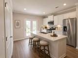 320 Laurel Lane - Photo 2