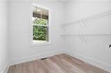 5676 Meadow View Drive - Photo 33
