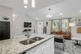 1901 Windsor Drive - Photo 8