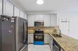 300 Harcourt Place - Photo 15