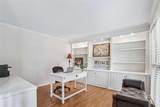 1010 Fairwood Lane - Photo 8