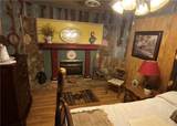 1014 Miss Amber Way - Photo 15