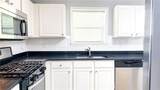 1195 Winthrope Chase Drive - Photo 7