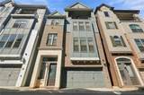579 Broadview Place - Photo 1