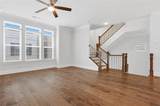 579 Broadview Place - Photo 14