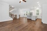 579 Broadview Place - Photo 16