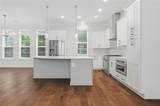 579 Broadview Place - Photo 19