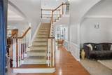 7627 Waterlace Drive - Photo 4