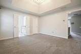 802 Eagle Glen Crossing - Photo 25