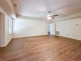 2502 Oak Hill Overlook - Photo 36