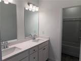 495 Kennington Walk - Photo 20