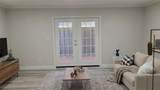 64 Chaumont Square - Photo 4
