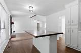 124 Creekview Drive - Photo 12