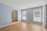 8806 Twin Oaks Drive - Photo 3