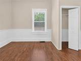 1070 Forest Ave - Photo 21