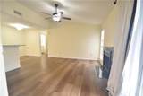 310 Granville - Photo 3