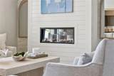 8565 Oak Hollow Way - Photo 12