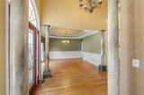 421 Clubview Drive - Photo 11