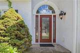 421 Clubview Drive - Photo 4