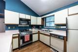 633 Iris Road - Photo 15