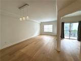 1074 Peachtree Walk - Photo 10