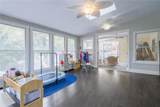 945 Riverbend Drive - Photo 15
