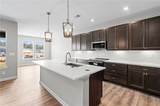 713 Crystal Lake Parkway - Photo 7
