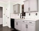 114 Waterbury Lane - Photo 11