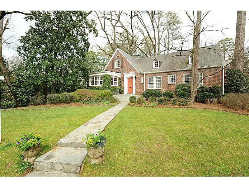 1695 NE Noble Drive NE, Atlanta, GA 30306 (MLS #5029709) :: The Zac Team @ RE/MAX Metro Atlanta