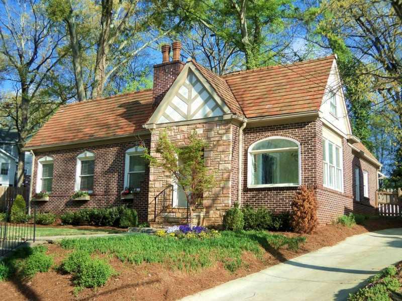 1196 Cameron Court NE, Atlanta, GA 30306 (MLS #5034757) :: The Zac Team @ RE/MAX Metro Atlanta