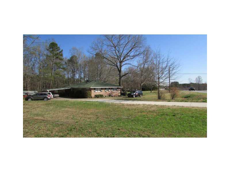 225 Pinecrest Lane / Hwy 124 Highway - Photo 1