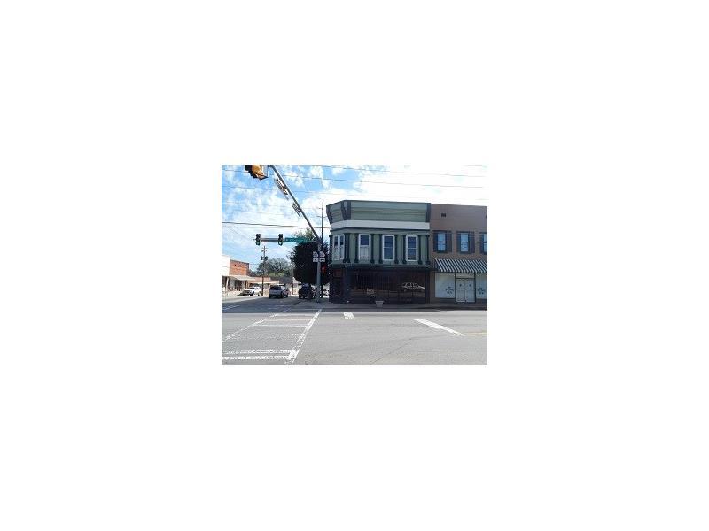 101 West College Street - Photo 1