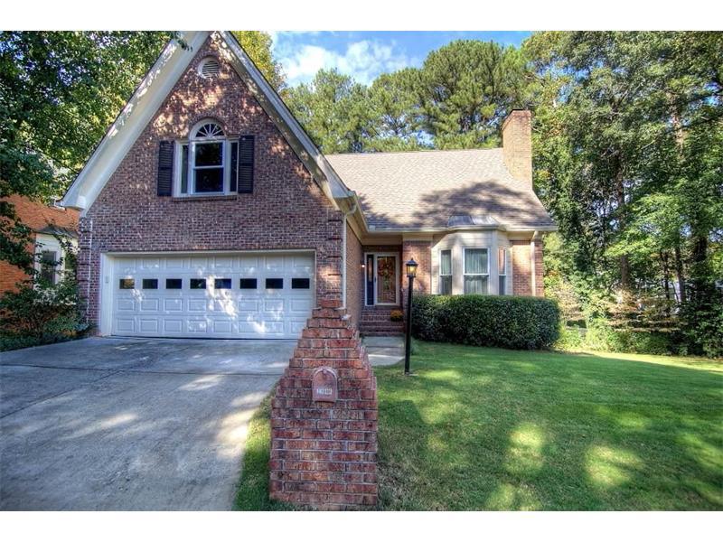 1806 Fairoaks Place - Photo 1