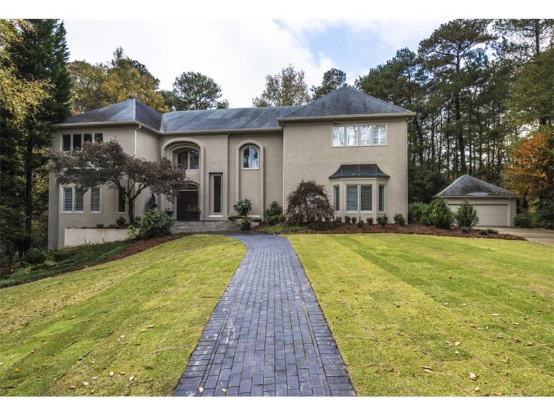 210 N Chambord Drive NW, Atlanta, GA 30327 (MLS #5620394) :: North Atlanta Home Team