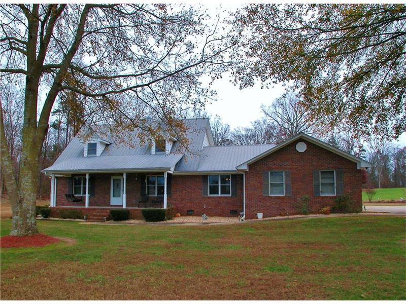 530 Sims Harris Road, Gillsville, GA 30543 (MLS #5625179) :: North Atlanta Home Team