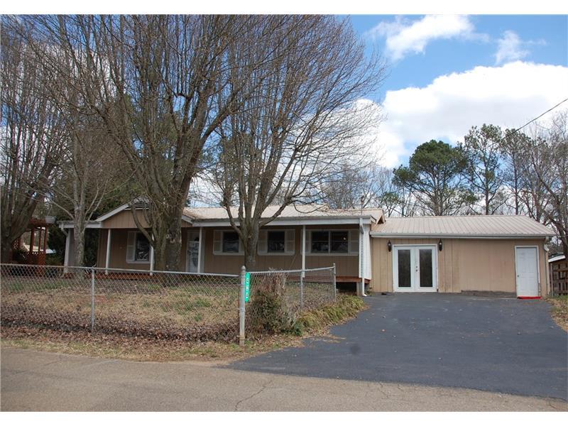 424 Kelly Drive, Canton, GA 30115 (MLS #5658630) :: North Atlanta Home Team