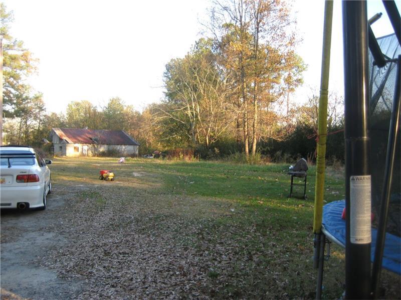 845 Camp Perrin Road, Lawrenceville, GA 30043 (MLS #5667291) :: North Atlanta Home Team