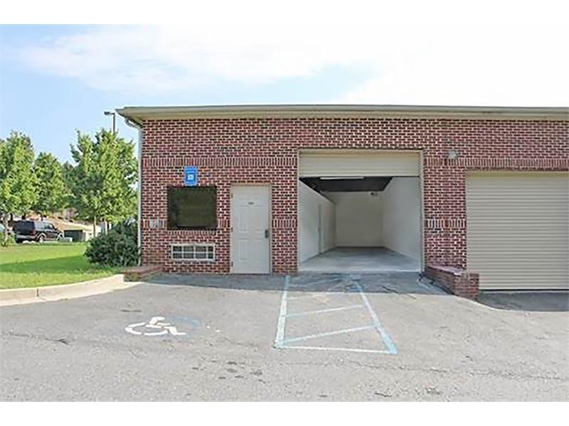 135 Mansell Place - Photo 1