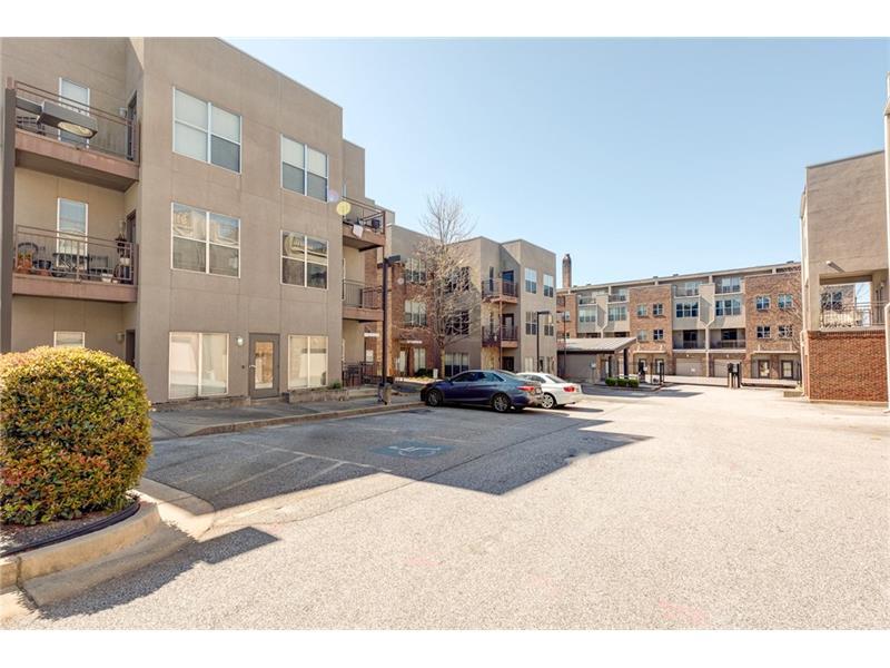 238 Walker Street SW #31, Atlanta, GA 30313 (MLS #5671741) :: North Atlanta Home Team