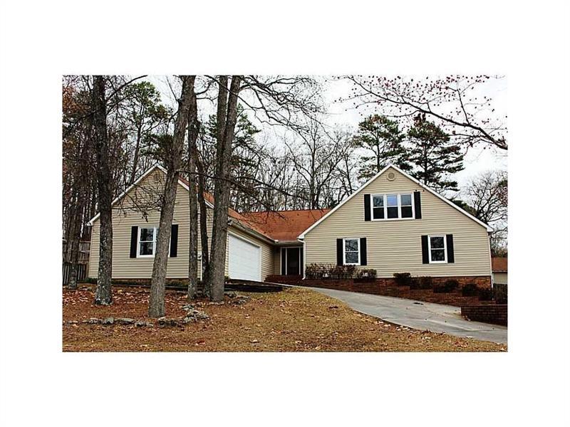 224 Shadowood Drive SE, Calhoun, GA 30701 (MLS #5671857) :: North Atlanta Home Team