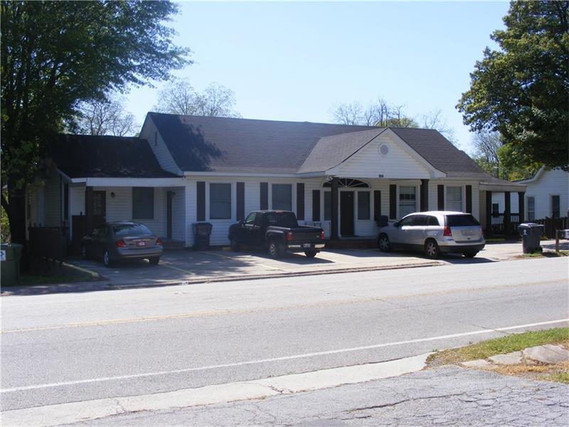 214 Hamilton Avenue - Photo 1