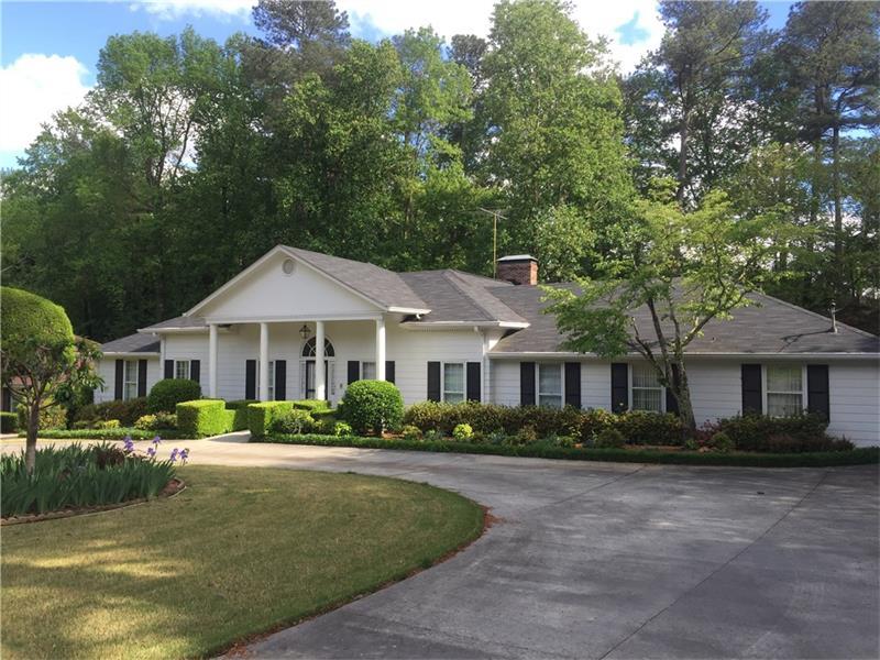 1083 Coronation Drive, Dunwoody, GA 30338 (MLS #5683507) :: North Atlanta Home Team
