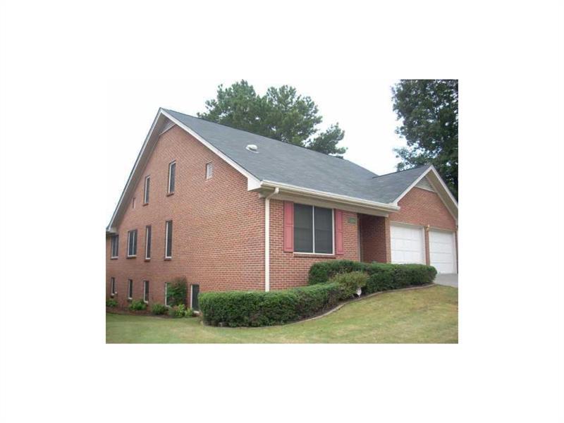 1166 Hunters Drive, Stone Mountain, GA 30083 (MLS #5685028) :: North Atlanta Home Team