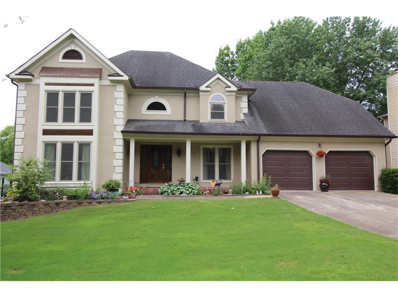 144 N Lakeside Drive, Kennesaw, GA 30144 (MLS #5701949) :: North Atlanta Home Team